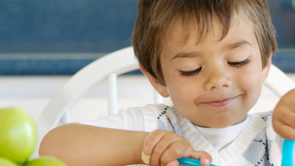 Wat leert je kind aan de eettafel?